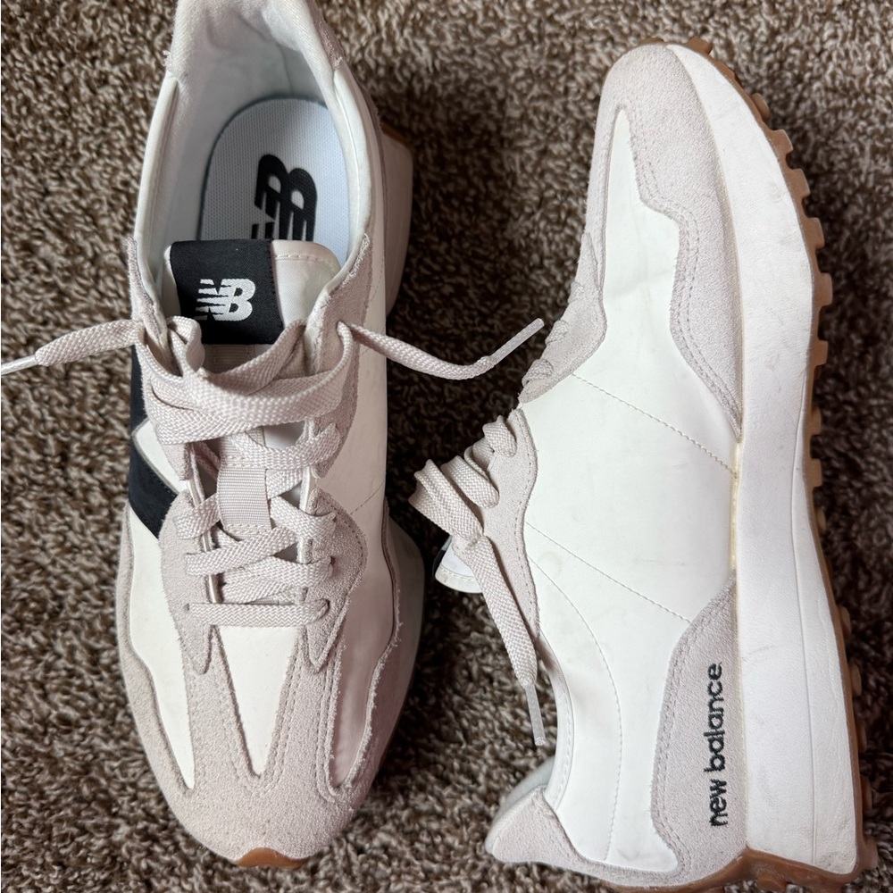 New Balance 327